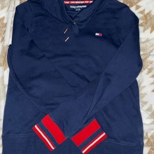 Tommy Hilfiger sweater